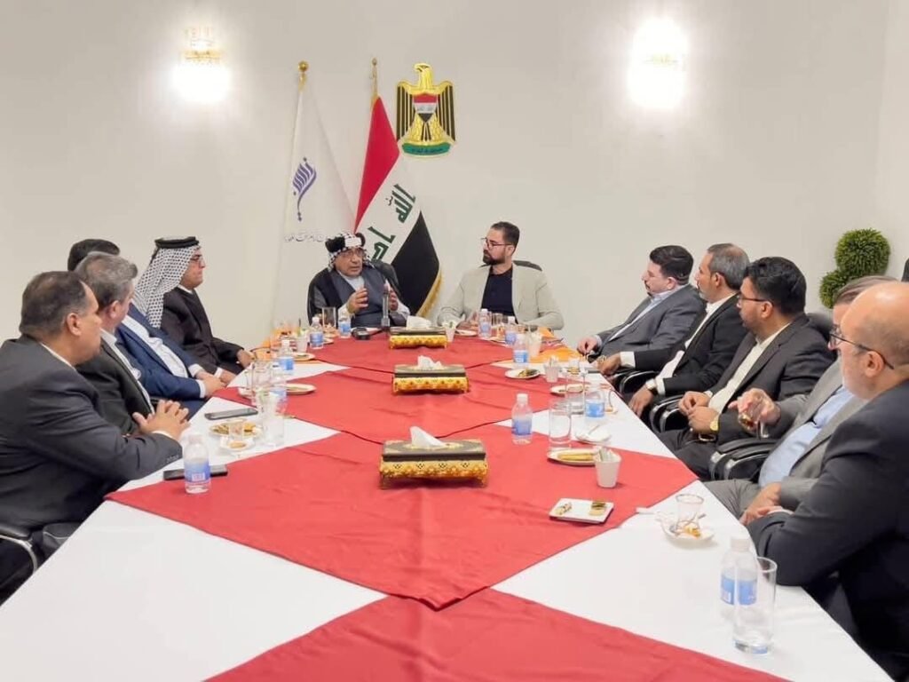 اقامت مؤسسة نارام سين للحوار والتنمية المجتمعية يوم الثلاثاء ندوة حوارية  مع السيد عادل عبد المهدي رئيس الوزراء الاسبق تتناول فيها  التطورات والاحداث الاخيرة في المنطقة وما يجري من متغيرات مسارعة